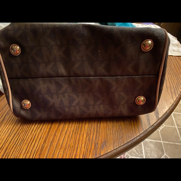 Michael Kors medium logo satchel - Picture 10 of 10